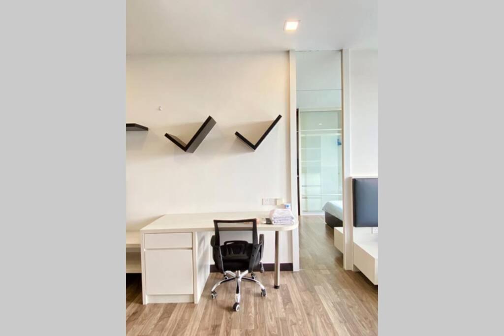 Landmark Residence 2, Greenview, Less Noise, Free Wifi With Tvbox, Free Parking, Near Kajang, Cheras, C180, Mrt 외부 사진